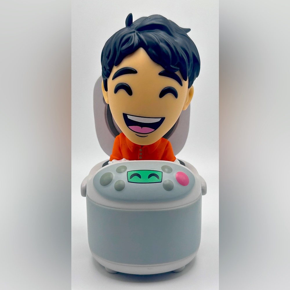 Brand New Uncle Rodger Rice Cooker Youtooz figure.